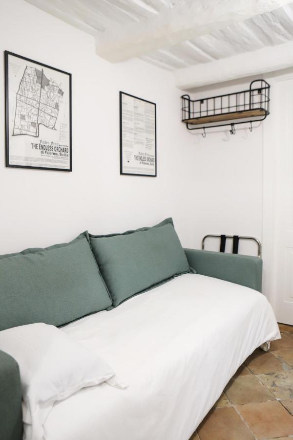Pizzofalcone Studio By Wonderful Italy Apartment Naples Exterior photo